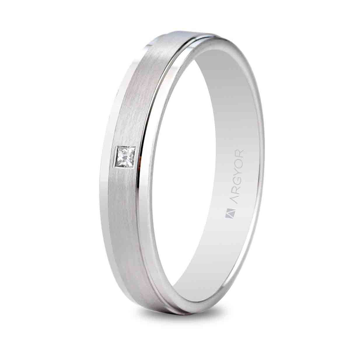 Alianza 4mm con diamante 0.03ct - ARY9554B1397